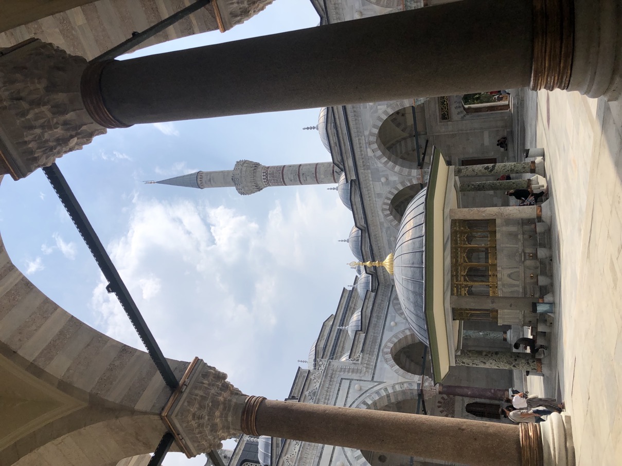 View of a minaret from the courtyard of a mosque in Istanbul. (August 2022)